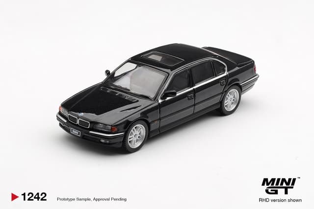 BMW 750IL BLACK SAPPHIRE product image